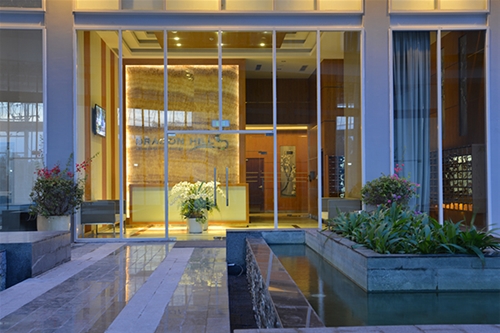 CỬA NHỰA LÕI THÉP VÂN GỖ